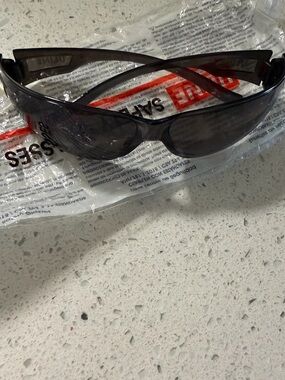 Men's Sleek Wrap Sunglasses - Black